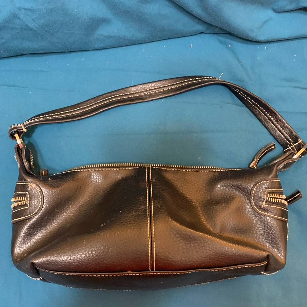 Black purse
